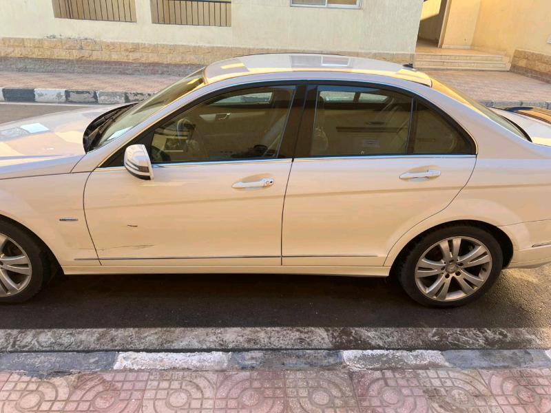 افنجارد بلو افشنسي2010 w204